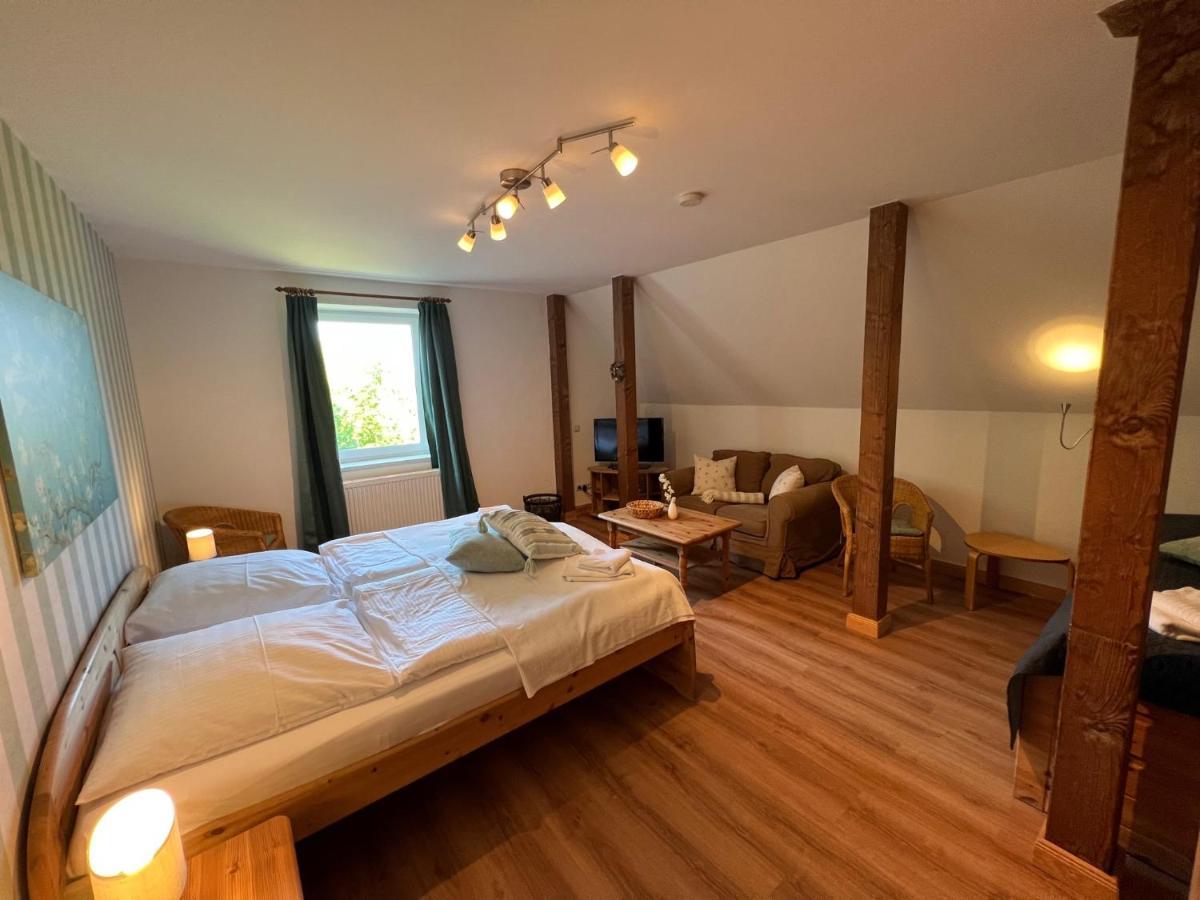 Apartament Landgut Oberhof Klutz Zewnętrze zdjęcie